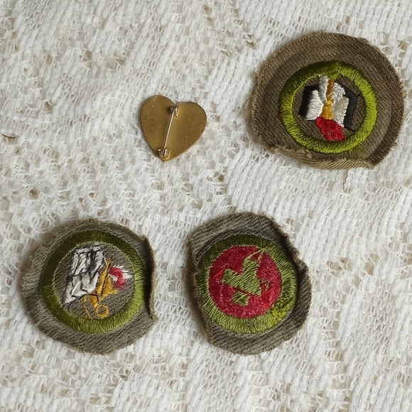 Boy Scouts America Merit Rank Badge First Aid Reading Scholarship Be Prepared - Picture 3 of 6